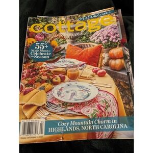 Autumn 2022 Edition of Cottage Journal Magazine Fall Decor‎ Book Mountain Charm